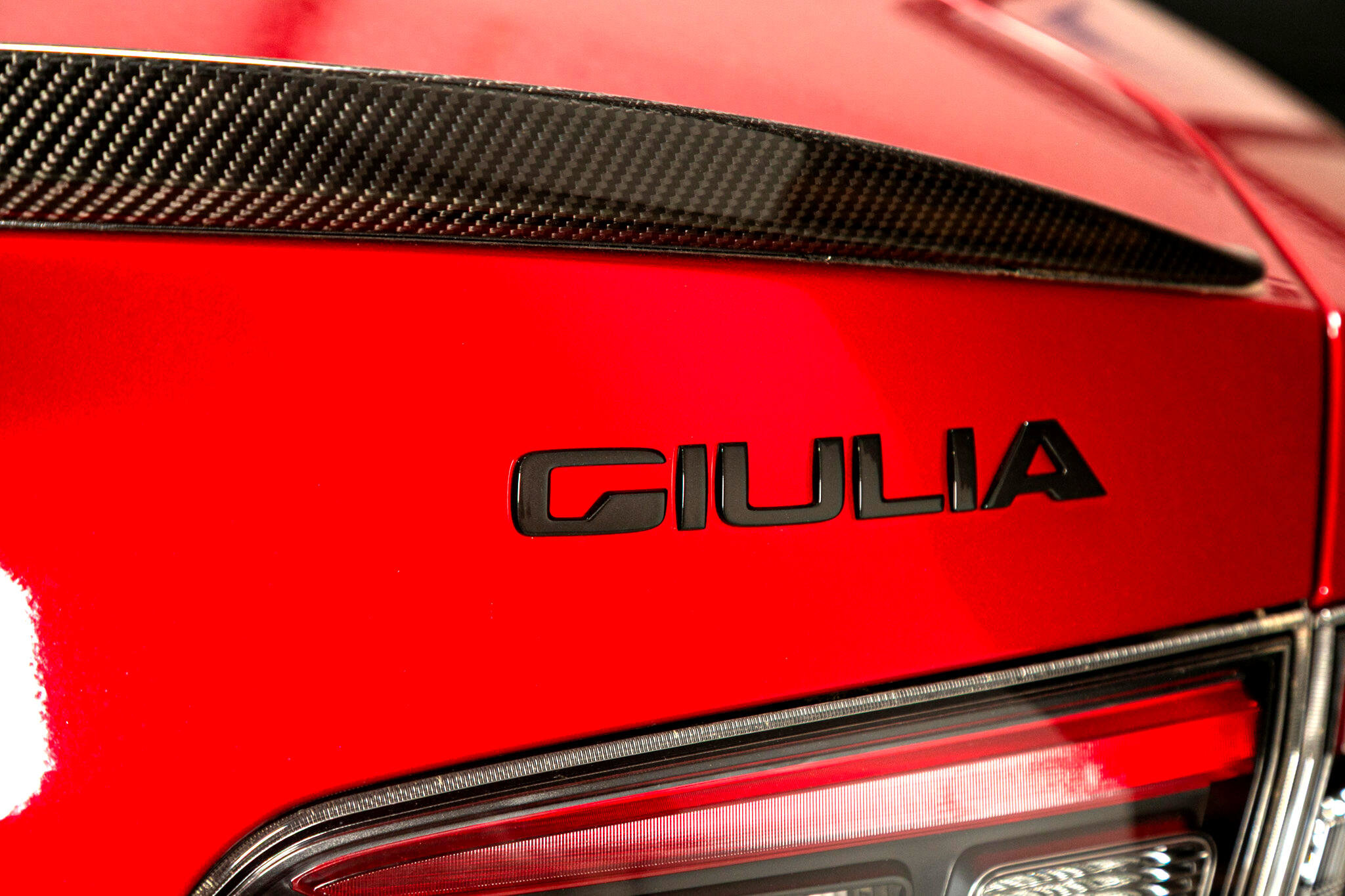 Used 2024 Alfa Romeo Giulia Quadrifoglio image 28