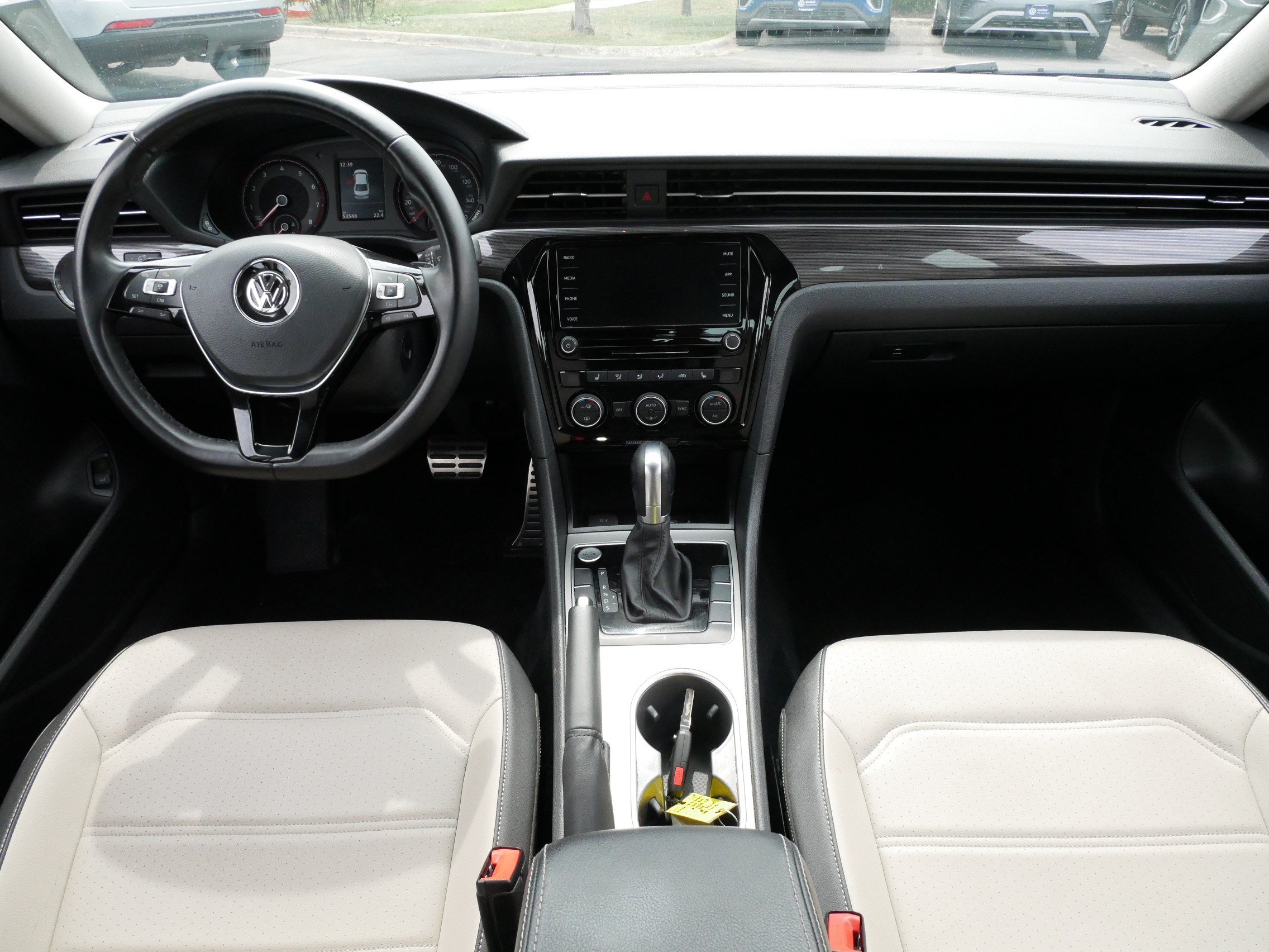 Certified 2020 Volkswagen Passat 2.0T R-Line FWD image 10