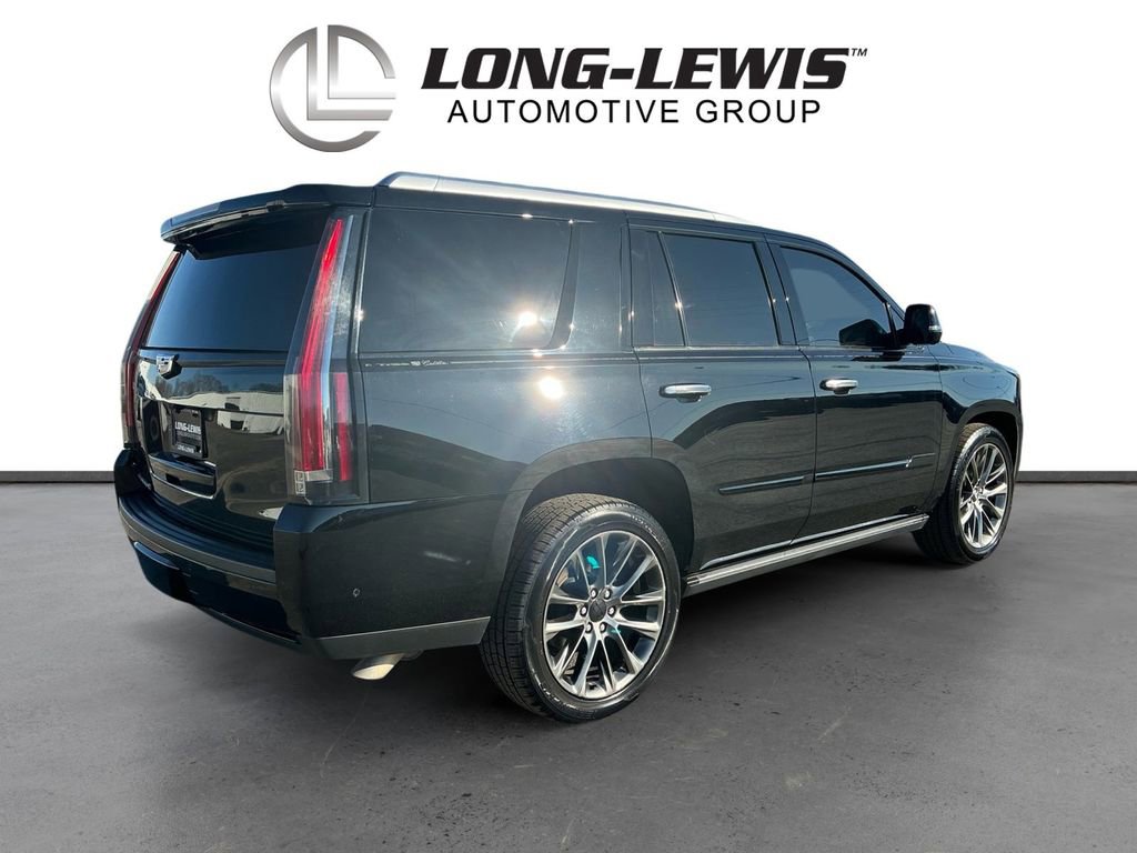 Used 2019 Cadillac Escalade Premium Luxury w/ Escalade Sport Edition image 7