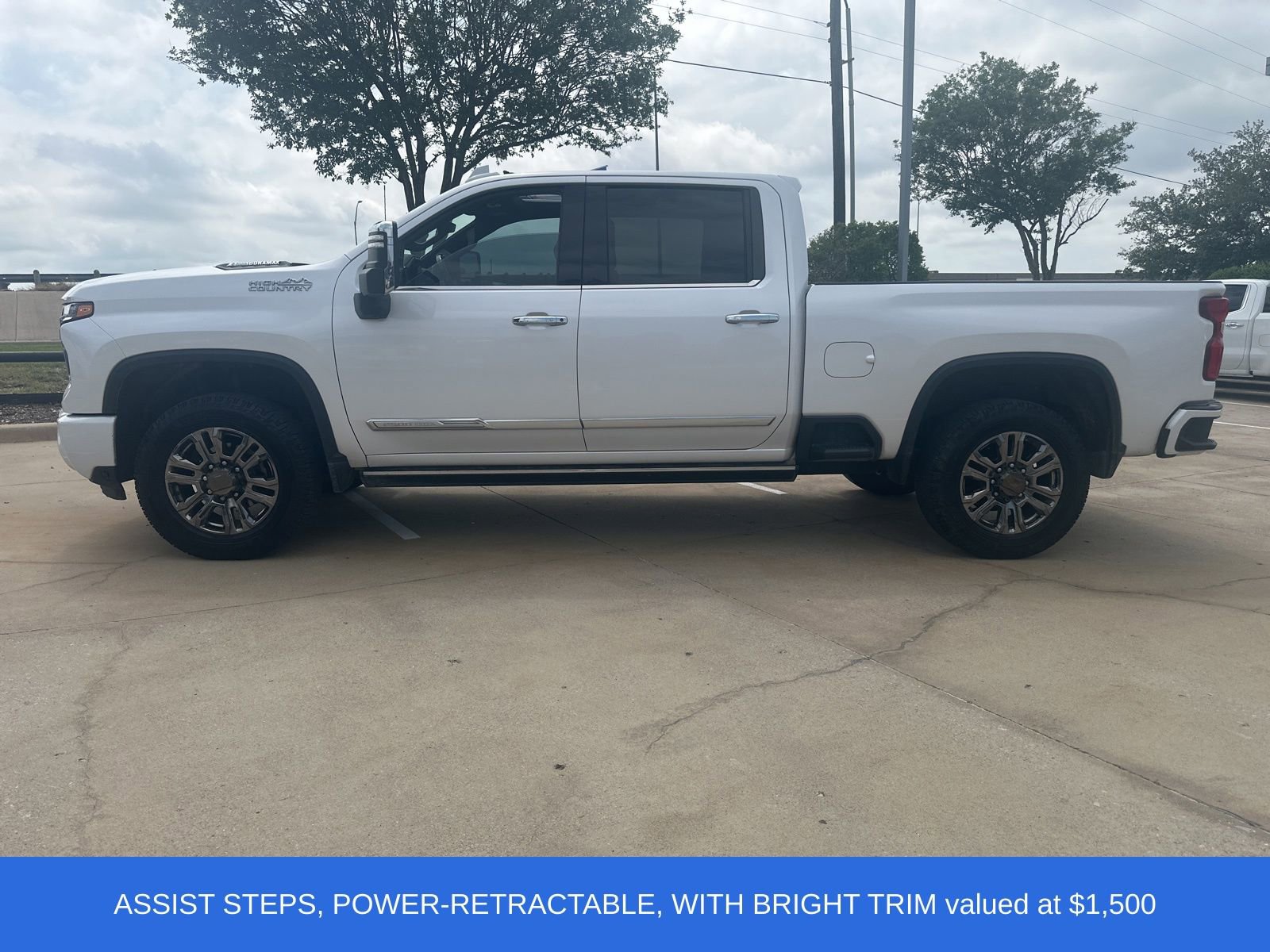 Used 2024 Chevrolet Silverado 2500 High Country w/ High Country Premium Package image 6