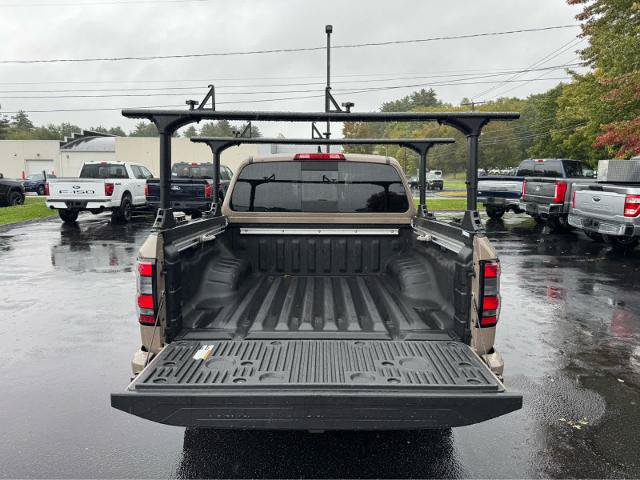 Used 2023 Nissan Frontier PRO-4X w/ Pro-4X Premium Package AWD/4WD image 5