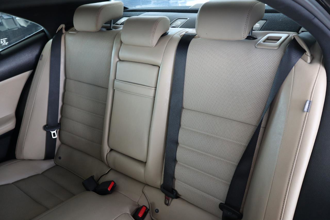 Used 2017 Lexus IS 200t F Sport w/ F Sport Package RWD image 31