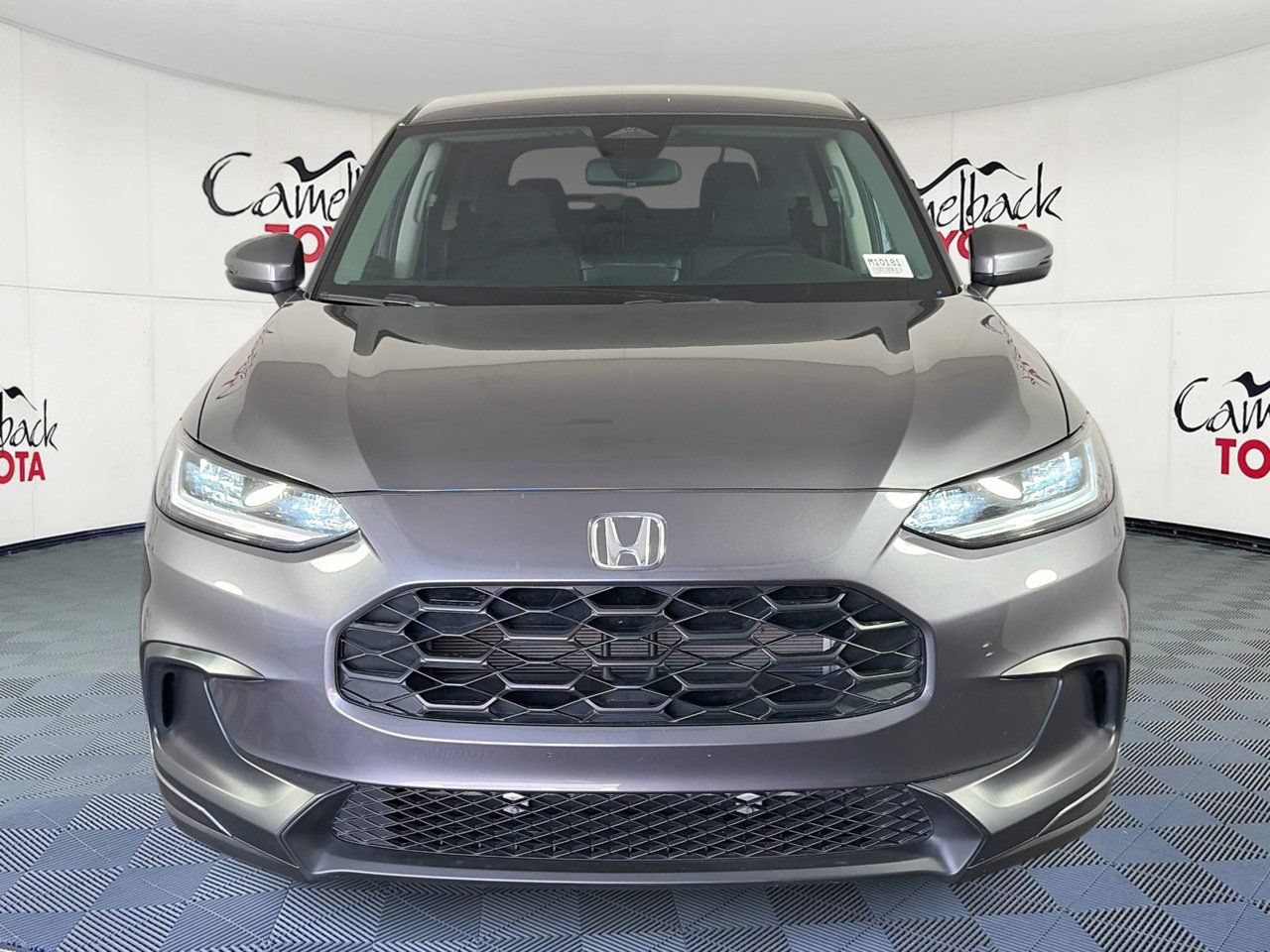 Used 2025 Honda HR-V LX image 3