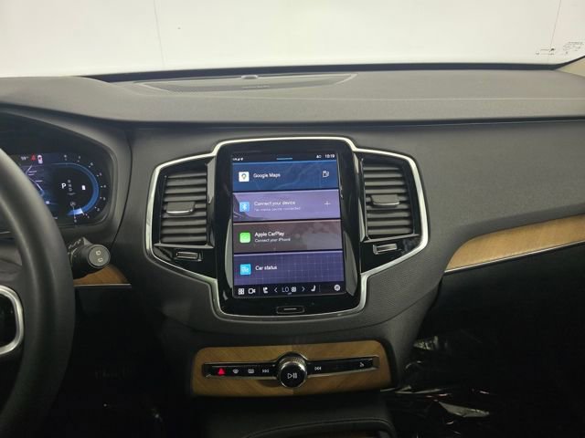 Used 2023 Volvo XC90 B6 Plus w/ Protection Package Premier image 12