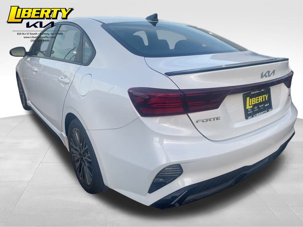 Used 2023 Kia Forte GT-Line w/ GT-Line Technology Package FWD image 5