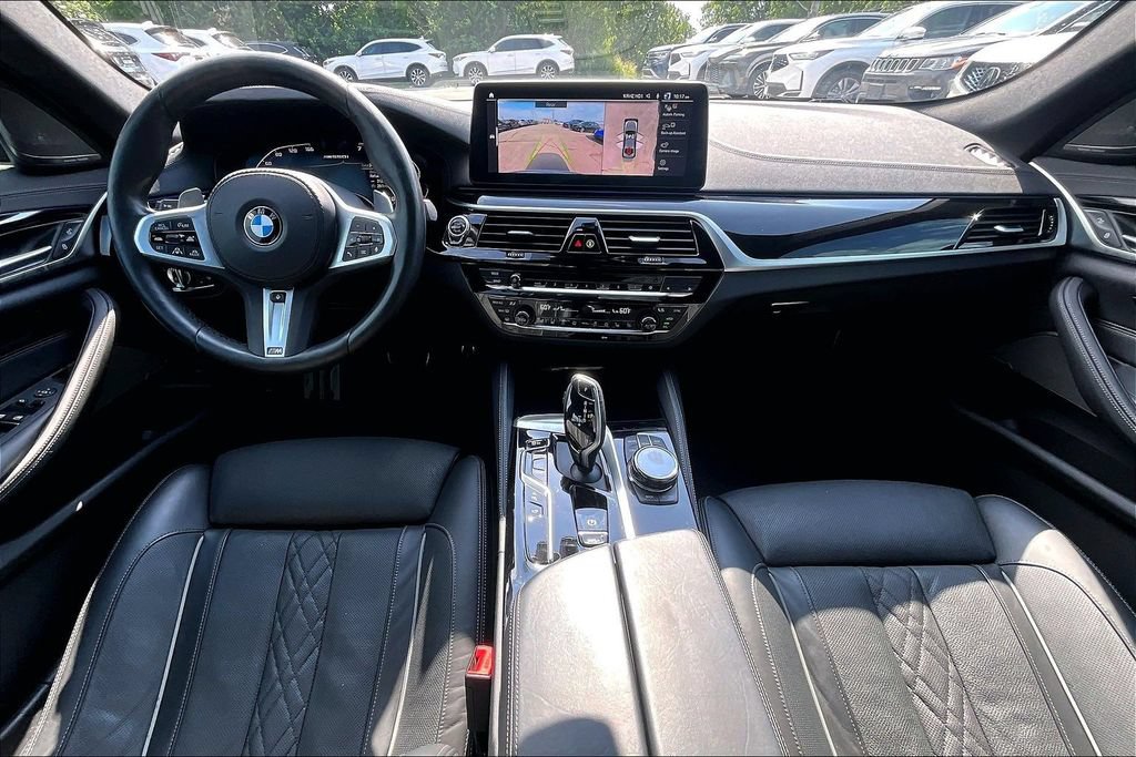 Used 2023 BMW M550i xDrive w/ Executive Package AWD/4WD image 18
