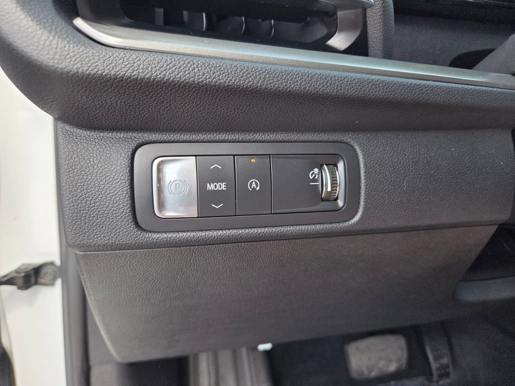 Used 2024 Chevrolet Traverse LS FWD image 22