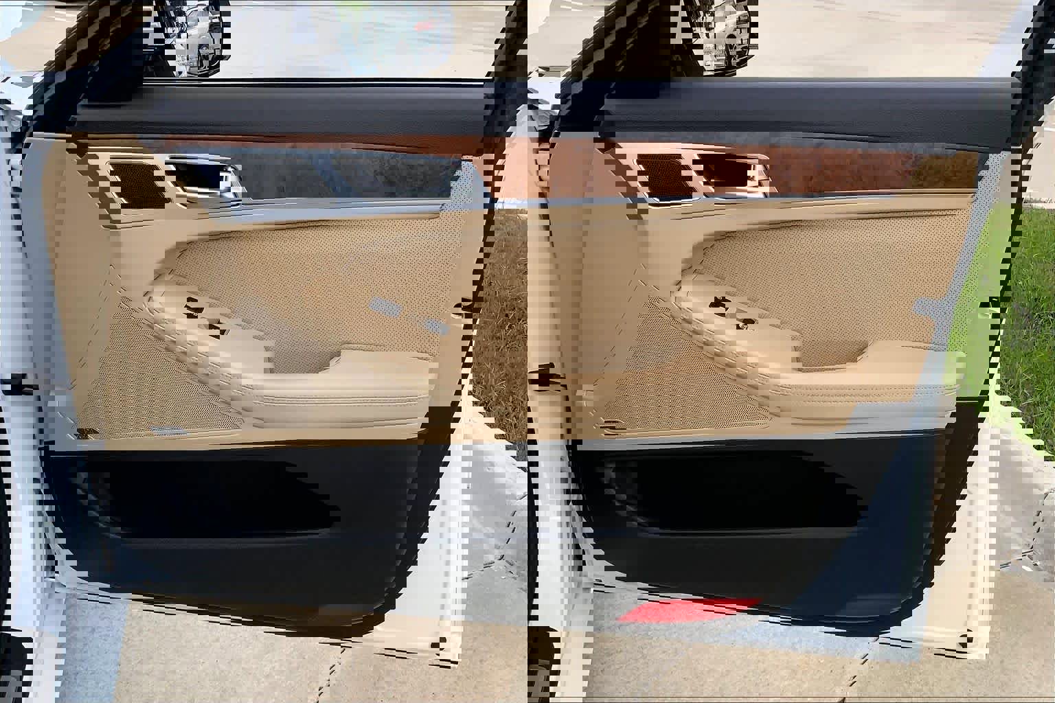 Used 2016 Hyundai Genesis 3.8 w/ Option Group 04 RWD image 26