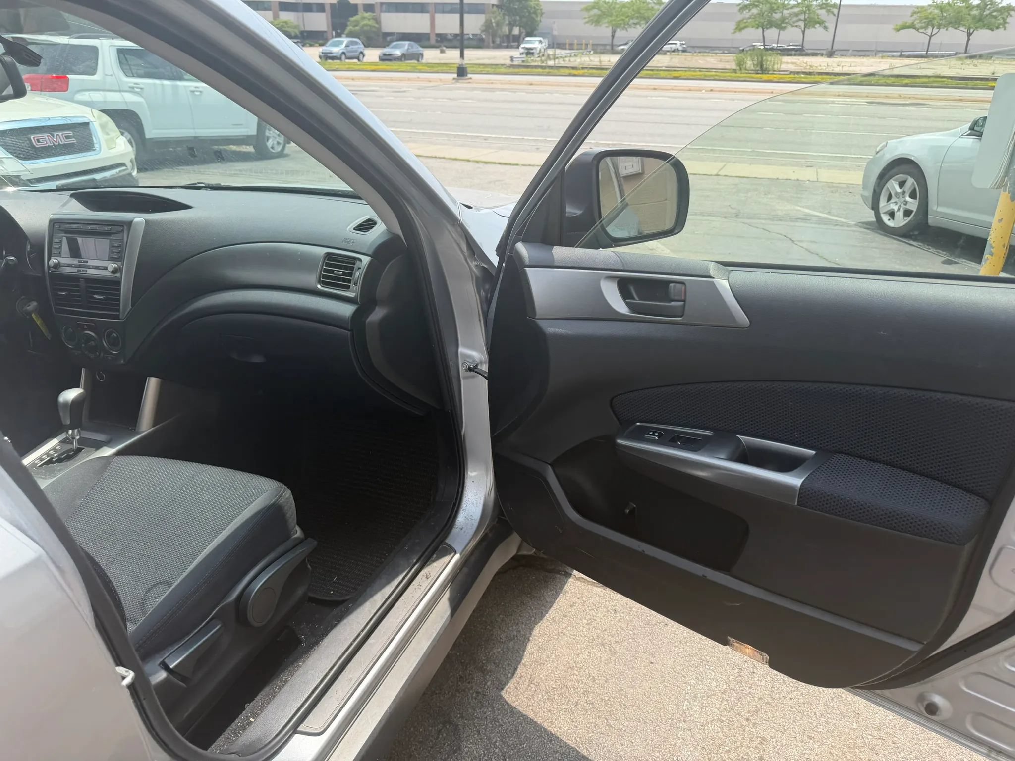 Used 2012 Subaru Forester 2.5X w/ Alloy Wheel Pkg AWD/4WD image 11