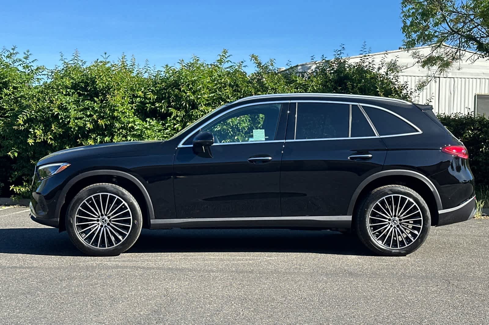 New 2026 Mercedes-Benz GLC 300 4MATIC image 6