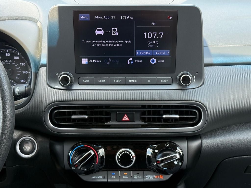 Used 2022 Hyundai Kona SEL FWD image 25