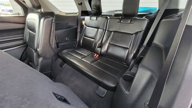 Used 2022 Ford Explorer XLT w/ Equipment Group 202A image 53