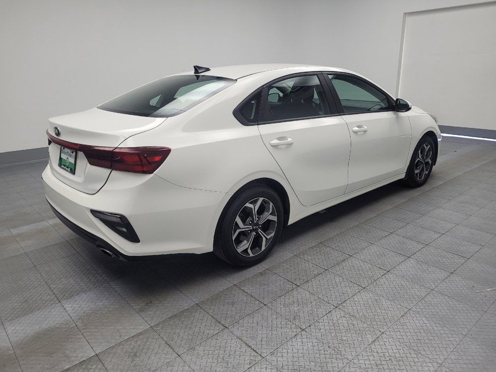 Used 2021 Kia Forte LXS image 9