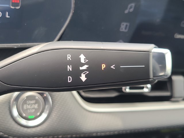 New 2026 Chevrolet Equinox LT w/ Safety and Technology Package FWD image 29