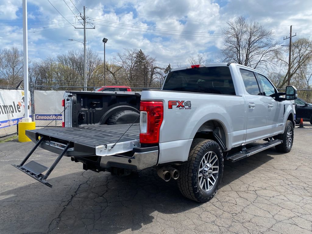 Used 2018 Ford F250 Lariat w/ Lariat Value Package AWD/4WD image 5