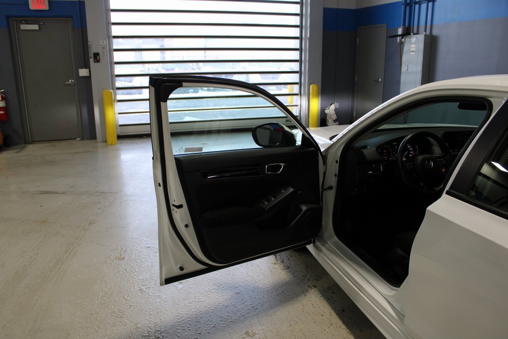 Used 2022 Honda Civic EX image 7