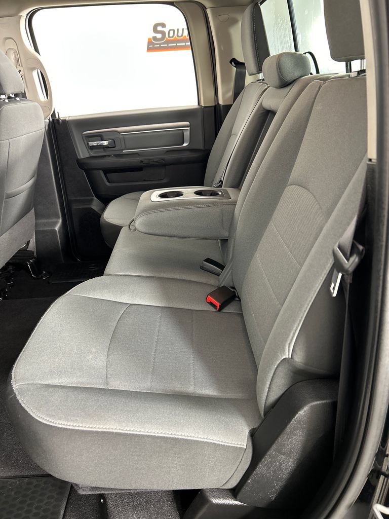 Used 2022 RAM 1500 Classic SLT w/ Electronics Group AWD/4WD image 18