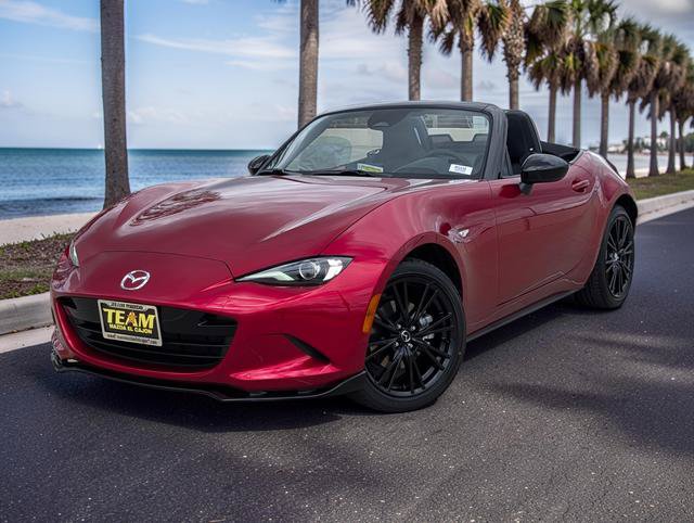 New 2026 MAZDA MX-5 Miata Club w/ Weather Package RWD image 2