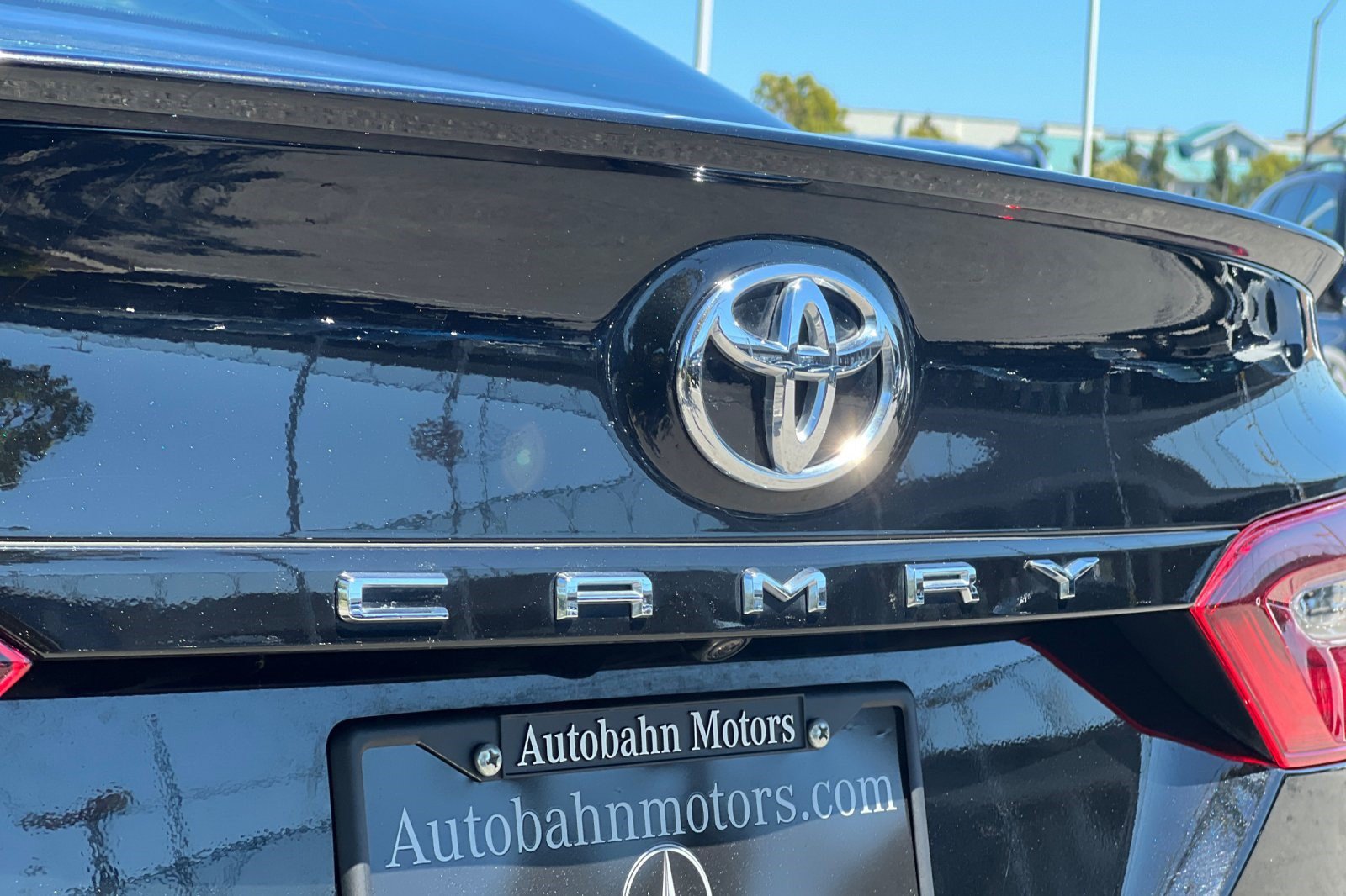 Used 2023 Toyota Camry SE FWD image 25