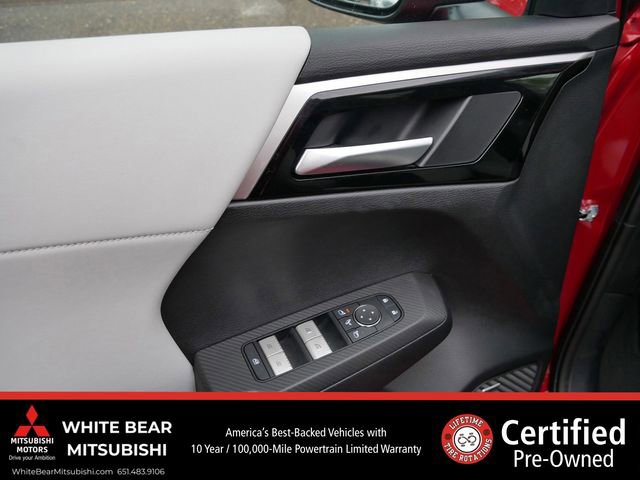 Used 2025 Mitsubishi Outlander SE AWD/4WD image 20