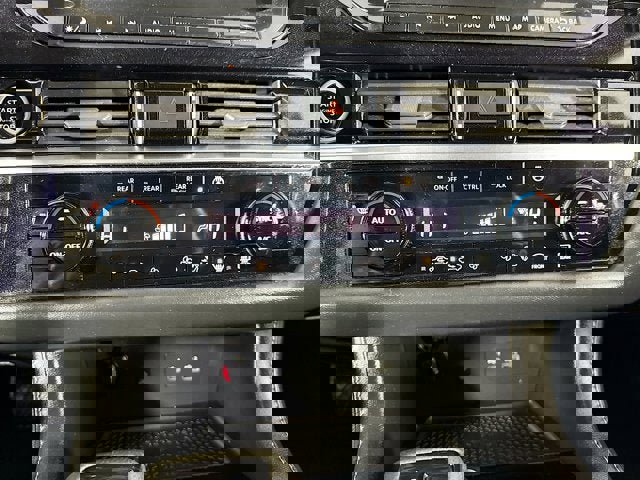 Certified 2023 Nissan Pathfinder SL image 14