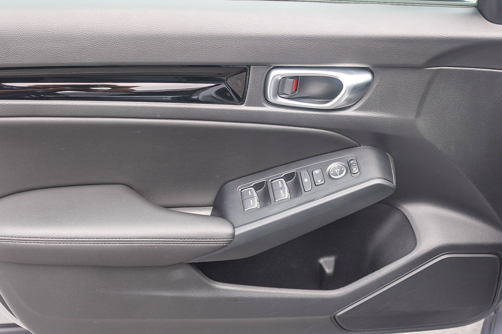 Used 2024 Honda Civic EX-L image 21