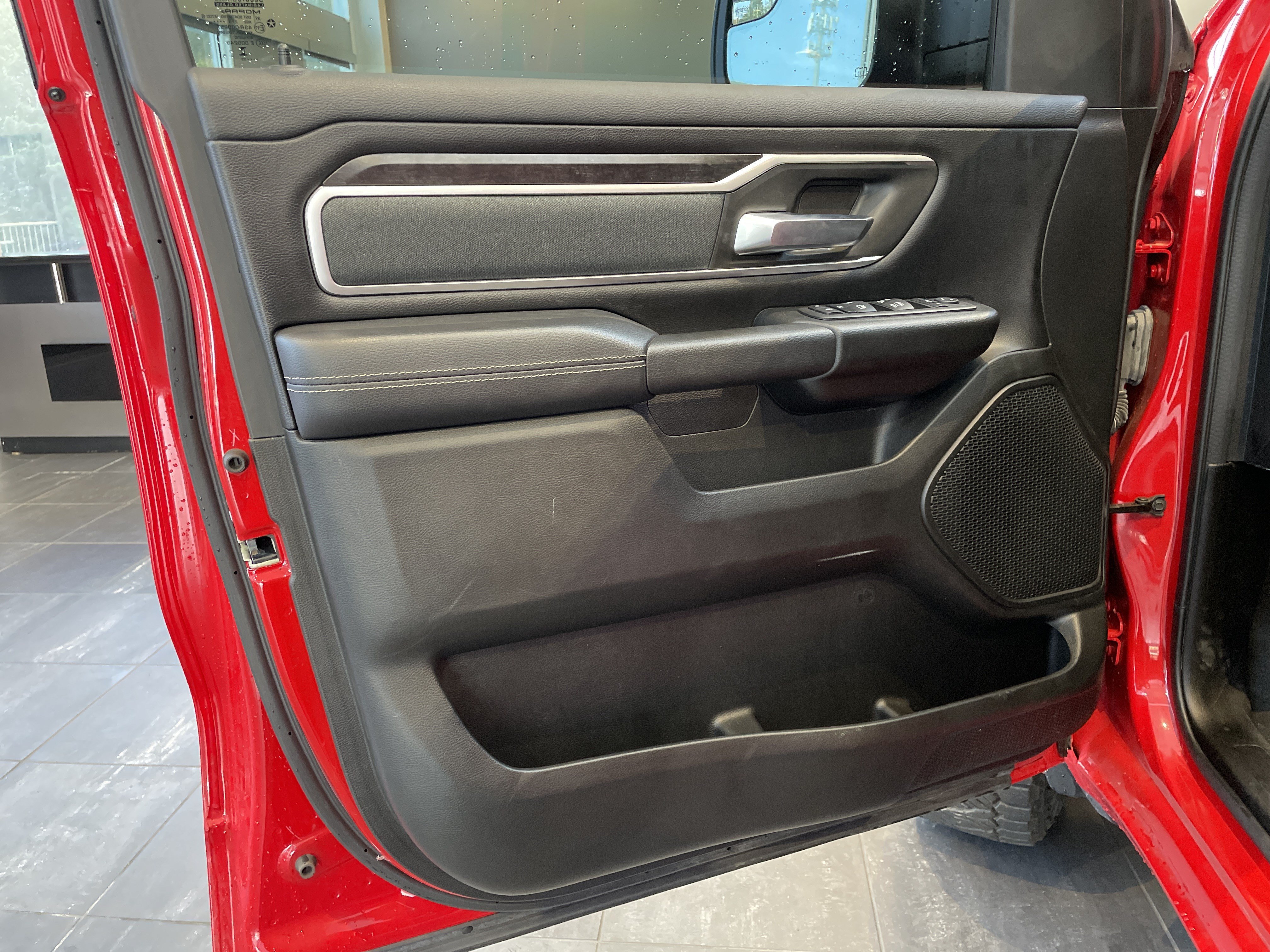 Used 2023 RAM 1500 Big Horn AWD/4WD image 14
