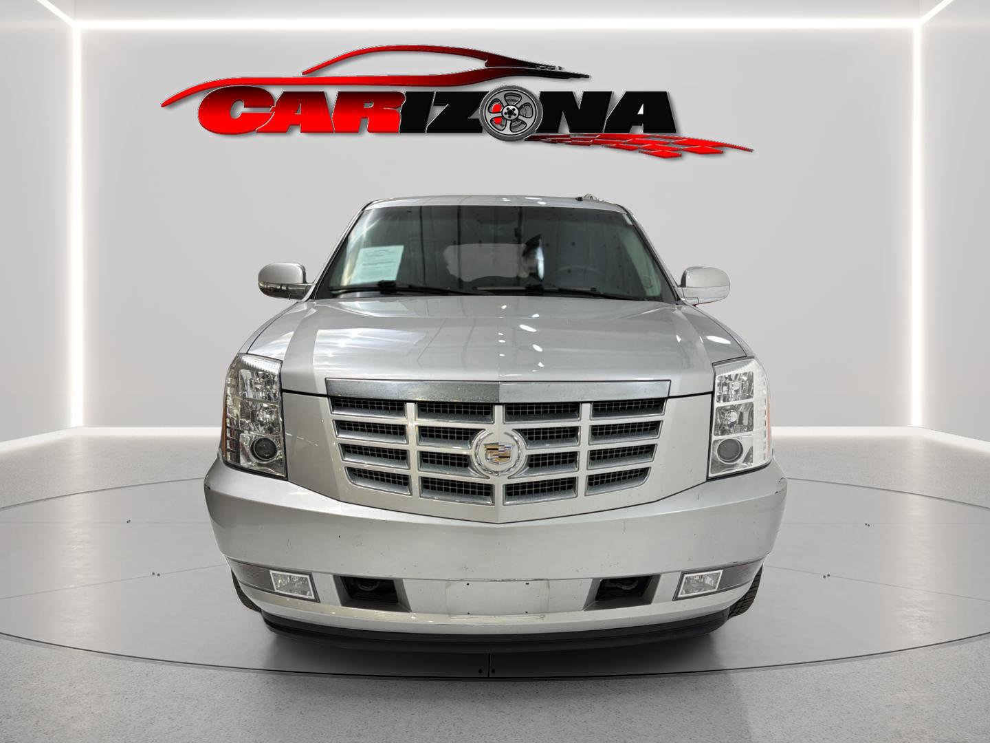 Used 2011 Cadillac Escalade ESV Luxury image 2