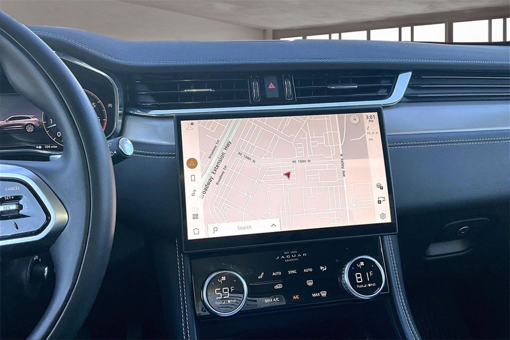 Used 2026 Jaguar F-PACE R-Dynamic S image 6