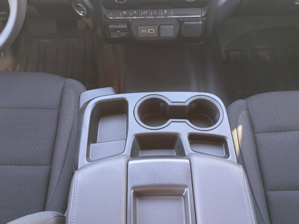 Used 2025 Chevrolet Silverado 1500 Custom image 18