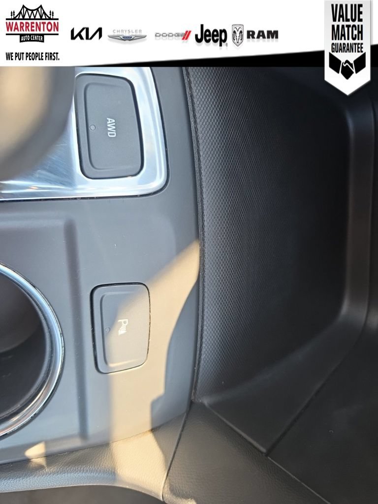 Used 2023 Chevrolet Equinox LT AWD/4WD image 23