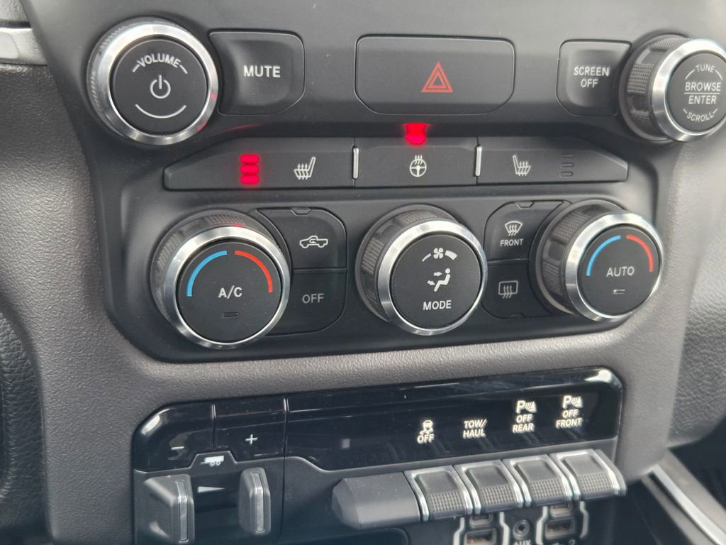 Used 2020 RAM 1500 Big Horn image 24