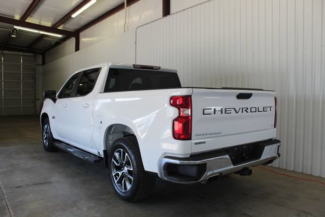 Used 2022 Chevrolet Silverado 1500 LT w/ Z71 Off-Road Package AWD/4WD image 6