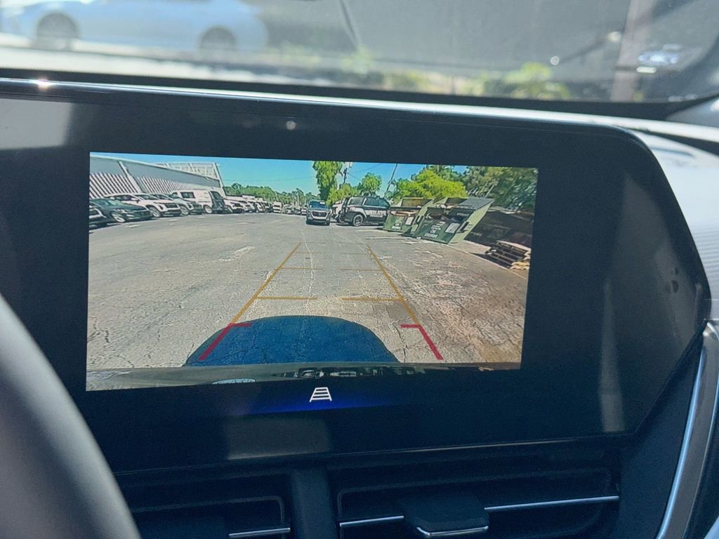 New 2026 Chevrolet Trax LT w/ Driver Confidence Package FWD image 28