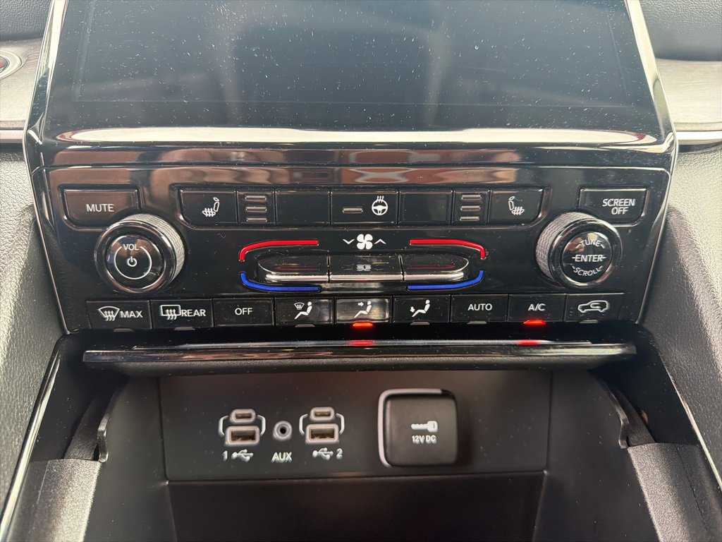 Used 2023 Jeep Grand Cherokee Limited image 26