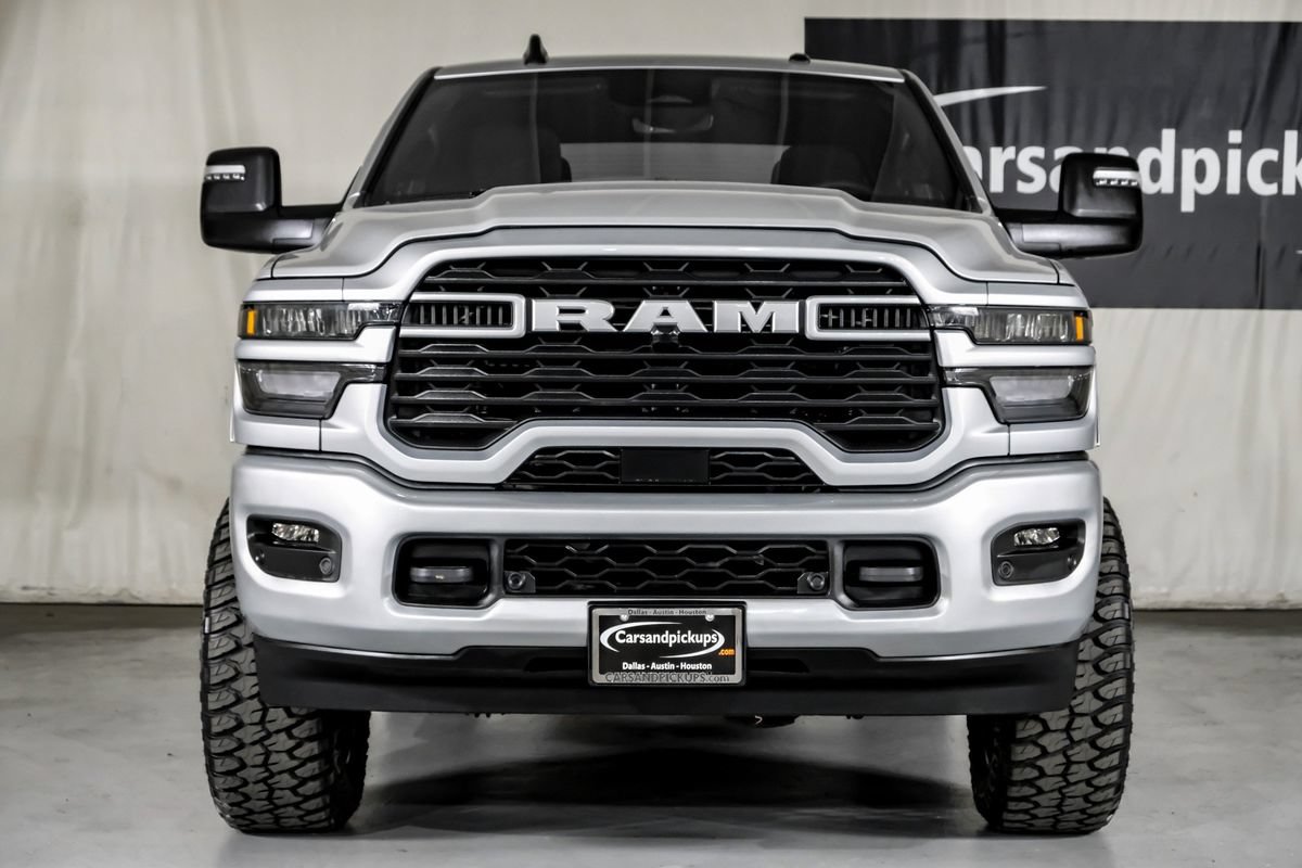 Used 2026 RAM 2500 Big Horn AWD/4WD image 3