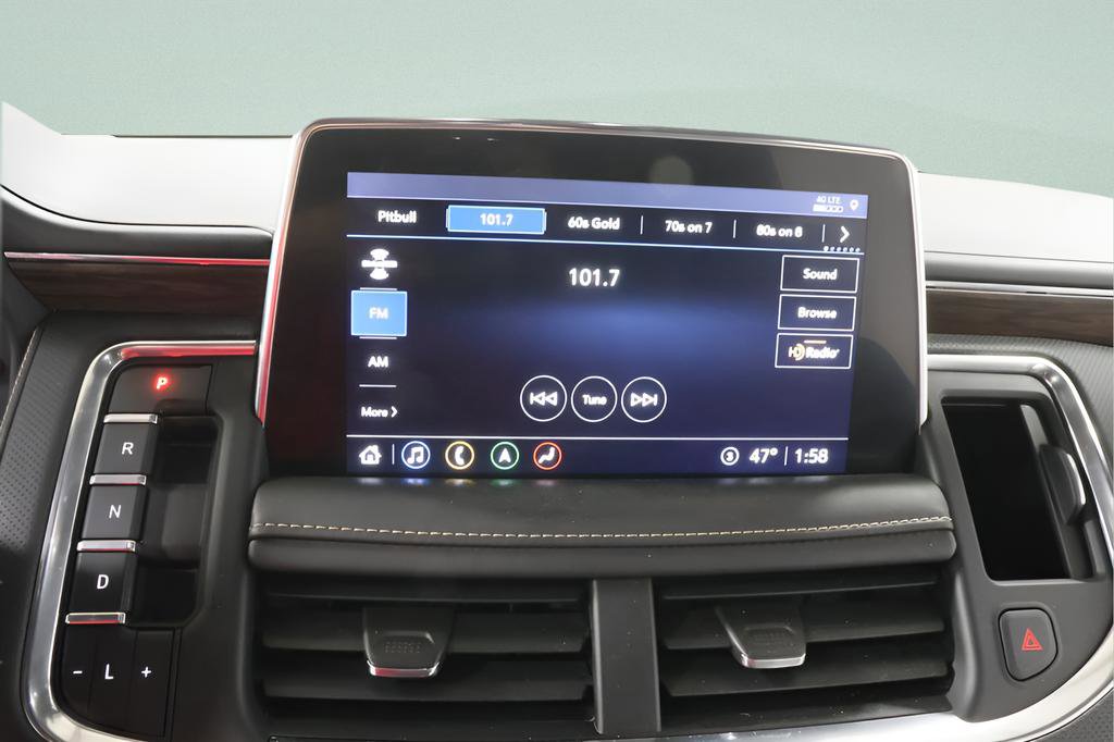 Used 2021 Chevrolet Suburban Premier AWD/4WD image 11