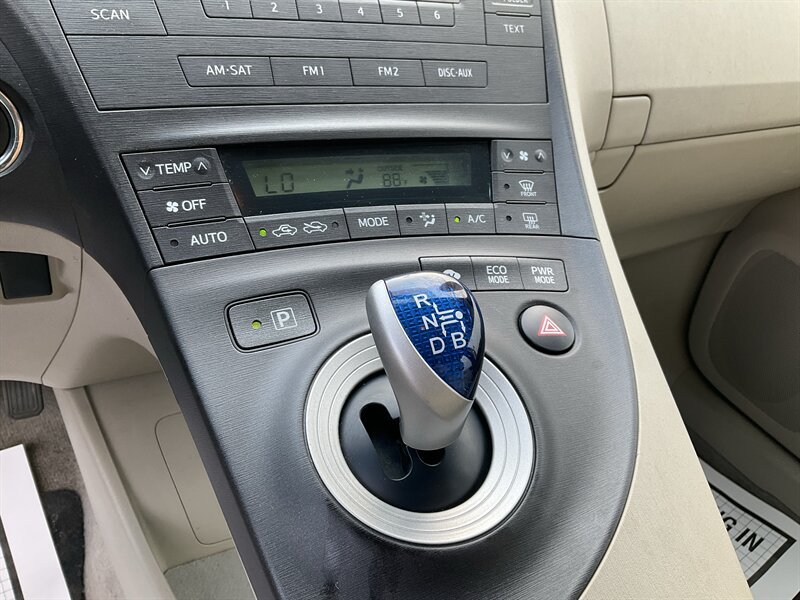 Used 2010 Toyota Prius Two FWD image 24
