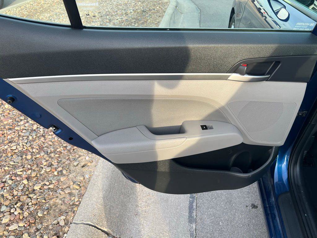 Used 2020 Hyundai Elantra SEL w/ Cargo Package (C1) image 19