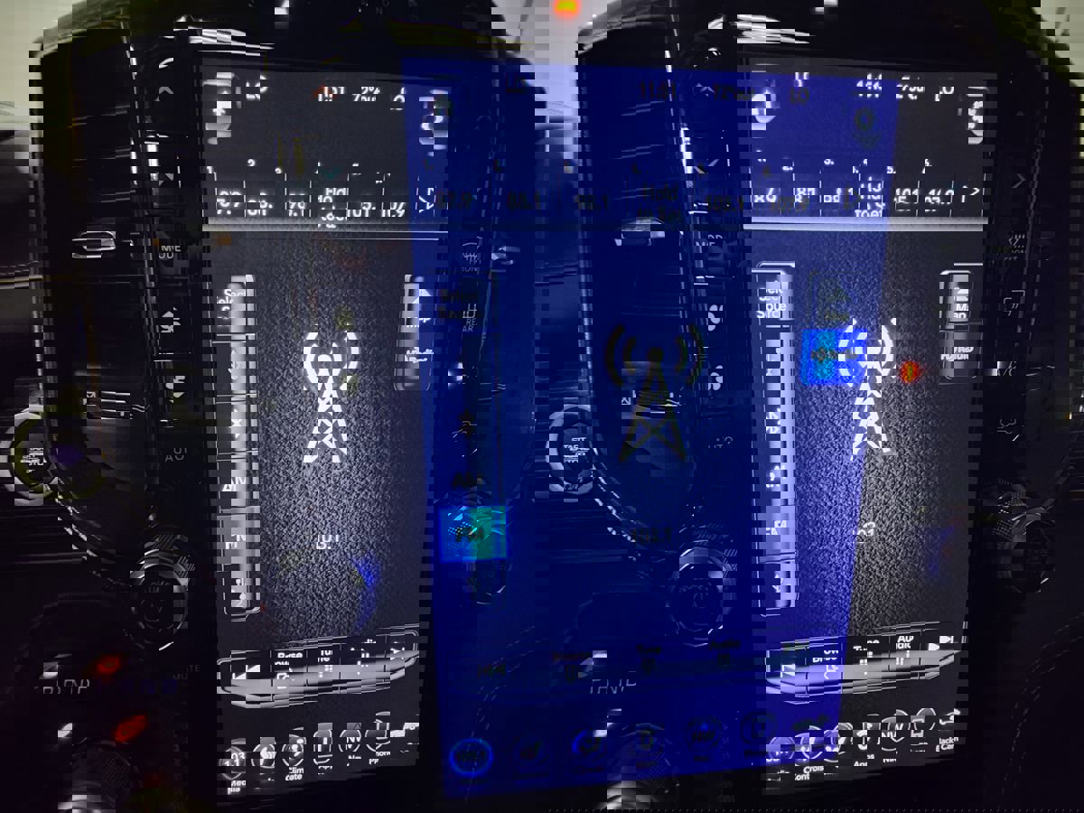 Used 2019 RAM 1500 Limited image 39