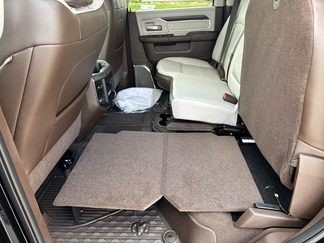 Used 2025 RAM 3500 Laramie image 45