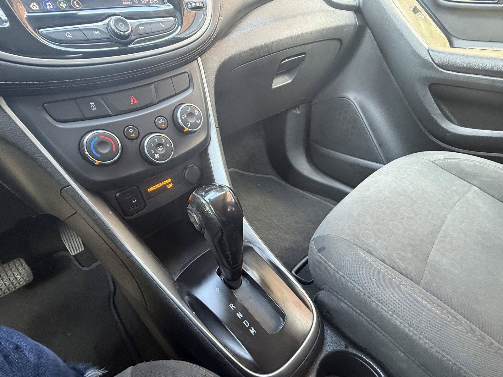 Used 2021 Chevrolet Trax LS w/ Tint and Cruise Package FWD image 5