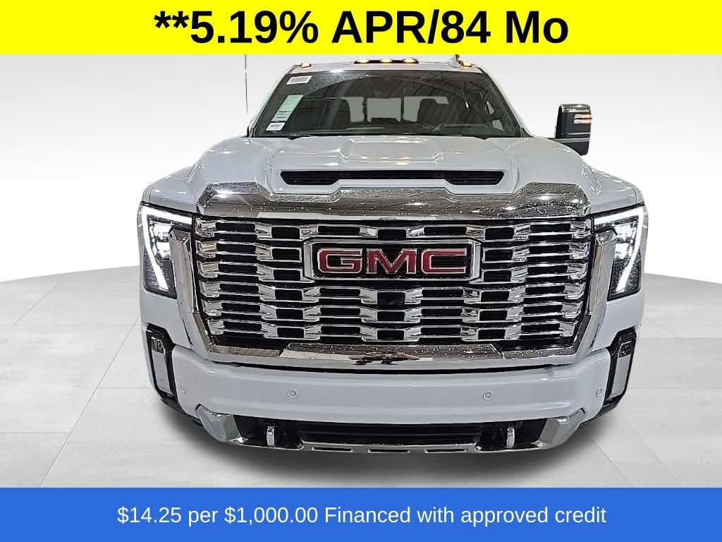 New 2026 GMC Sierra 3500 Denali w/ Denali Reserve Package image 2