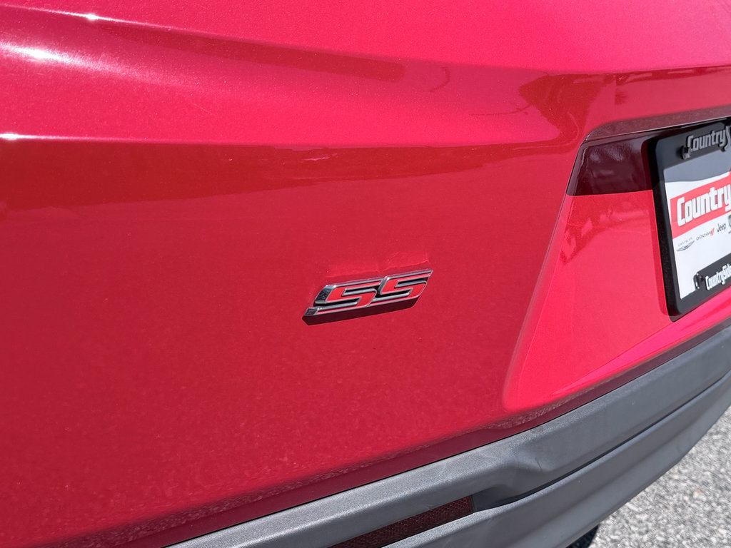 Used 2017 Chevrolet Camaro SS RWD image 9