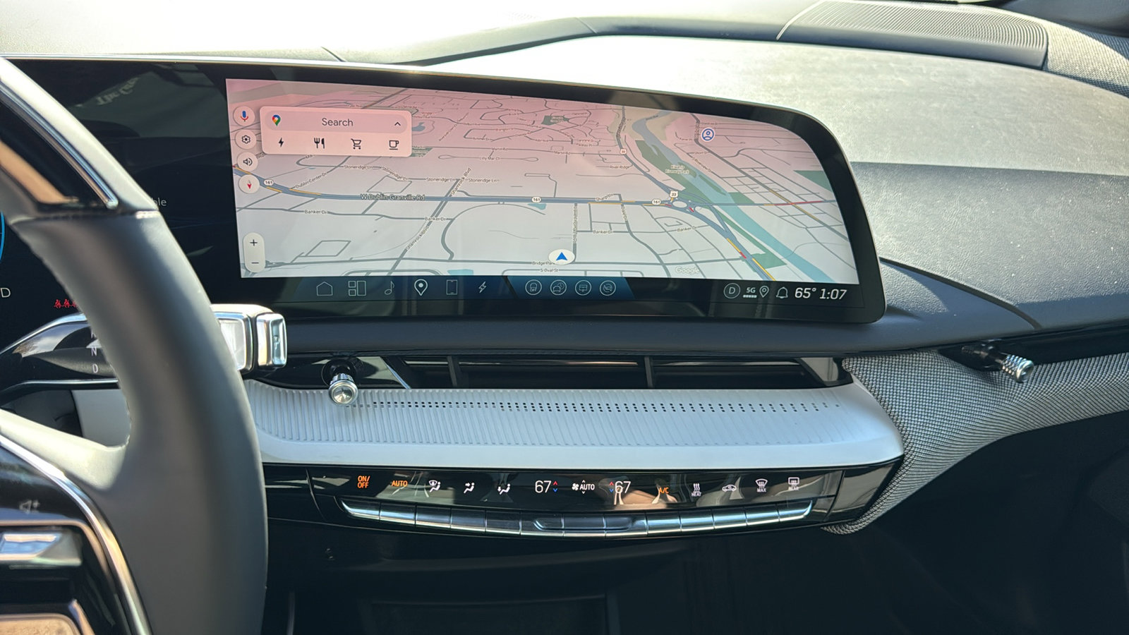 New 2025 Cadillac Optiq Luxury 1 w/ LPO, Floor Liner Package image 18