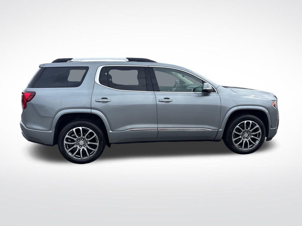 Used 2023 GMC Acadia Denali w/ Denali Ultimate Package image 9