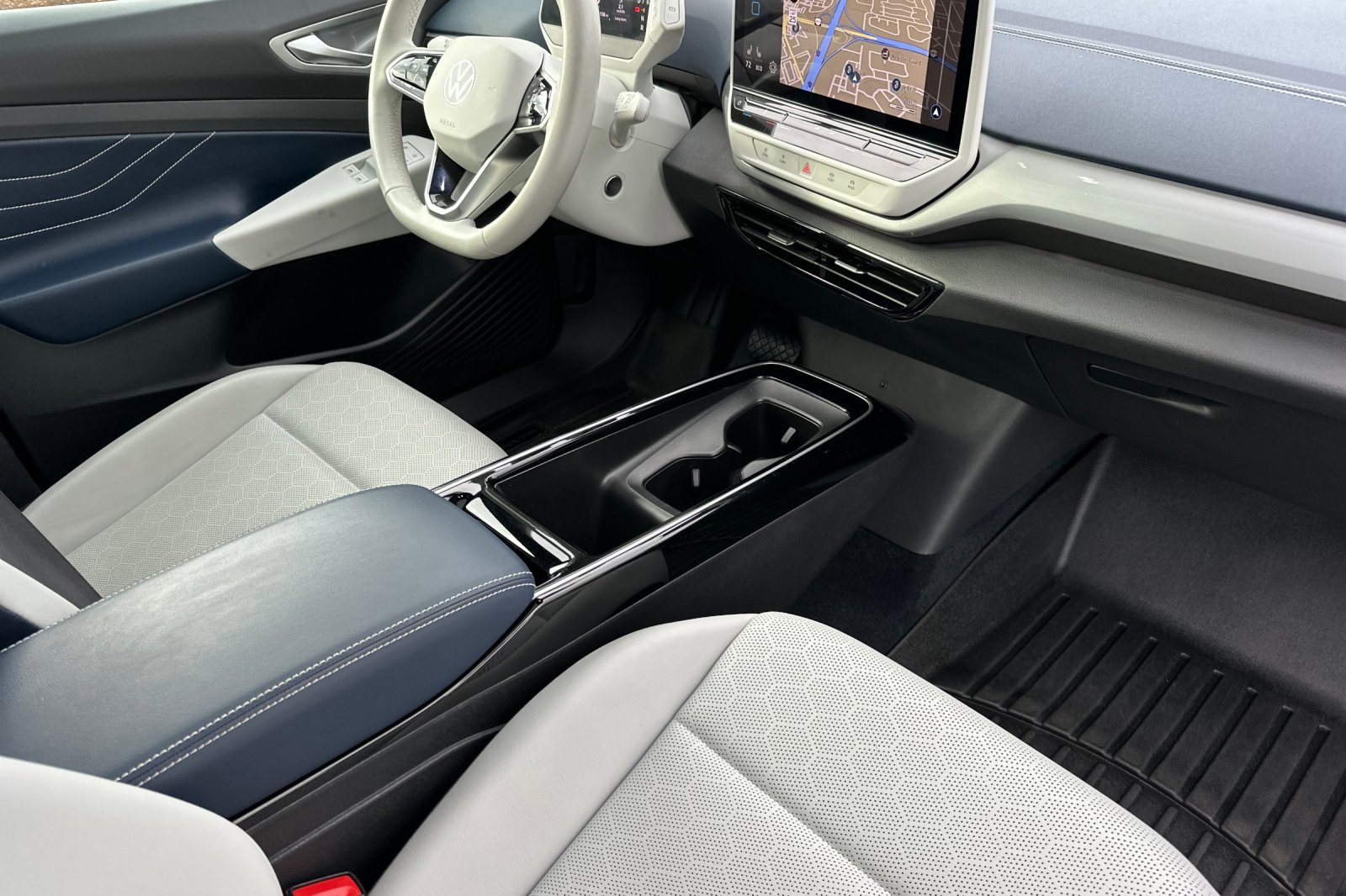 Used 2023 Volkswagen ID.4 Pro S image 17