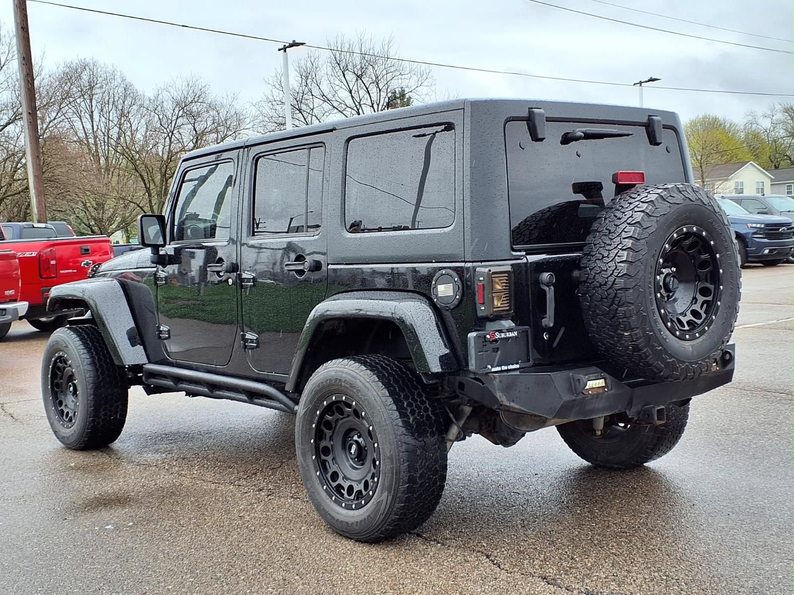 Used 2013 Jeep Wrangler Unlimited Sahara w/ Connectivity Group AWD/4WD image 7