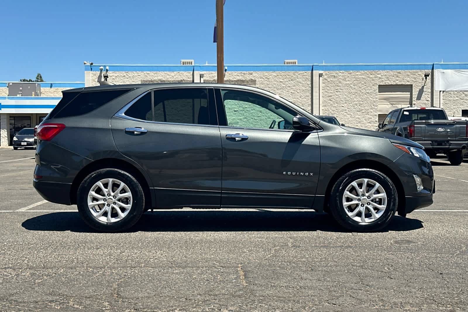 Used 2020 Chevrolet Equinox LT FWD image 9