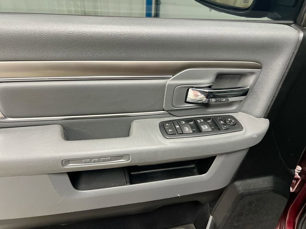 Used 2016 RAM 1500 Big Horn image 21